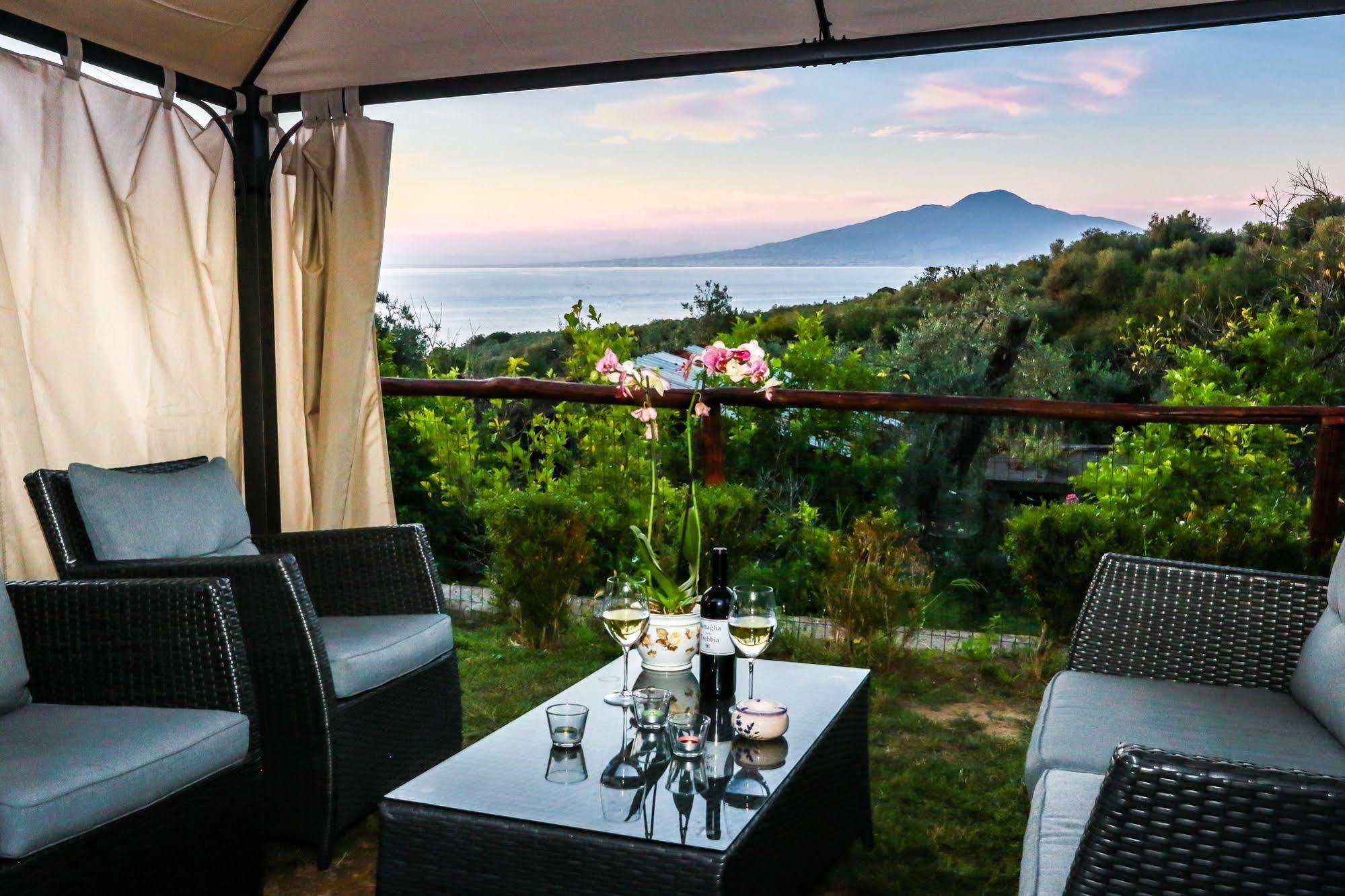 Villa Rosmary - Sorrento Coast - Gulf Of Naples View Ngoại thất bức ảnh