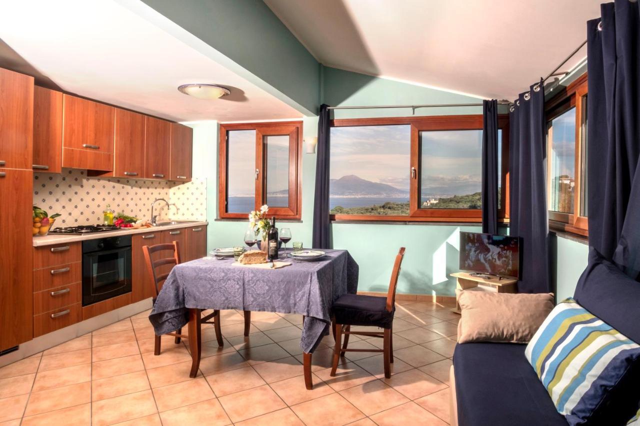 Villa Rosmary - Sorrento Coast - Gulf Of Naples View Ngoại thất bức ảnh